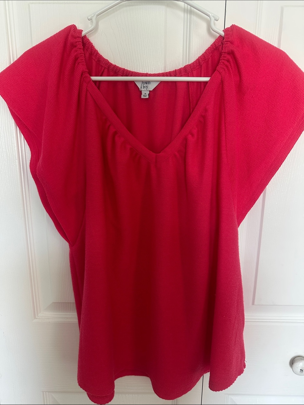 crown & ivy Red V-Neck Flutter Sleeve Blouse